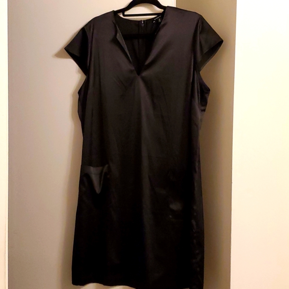 Universal Standard Alexandrina Dress S
